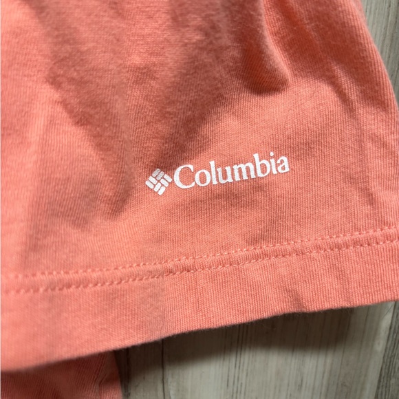 Columbia XS peach tee with white graphic NWOT - Picture 3 of 5